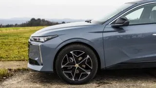 DS N°4 Hybrid 145 Jules Verne