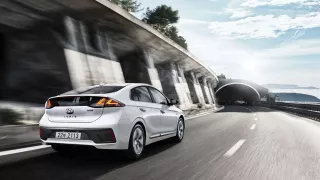 Hyundai IONIQ 2019 2