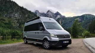 VW Grand California 680 stojí stejně jako nejmenší model. Přitom nabídne nesrovnatelný komfort