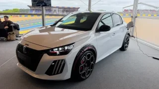 Legenda se vrací. Peugeot oživil označení GTi a ukazuje nový sportovní hatchback s výkonem 281 koní