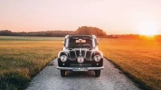 Tatra 87