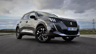 Peugeot 2008 (propad z 15. na 22. pozici)