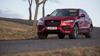 Testovali jsme luxusní Jaguar F-Pace 10