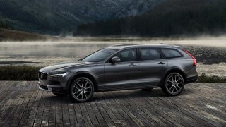 Volvo V90 Cross Country