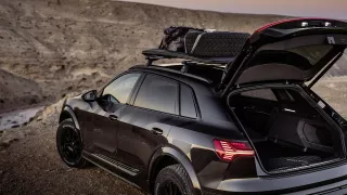 Audi Q8 e-tron edition Dakar