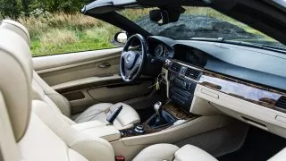 BMW 330i Convertible E93