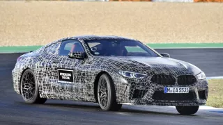 BMW M8 Coupe test Estoril