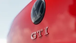 Volkswagen Golf GTI Edition 50