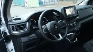 Prohlédněte si galerii Renault Trafic E-Tech