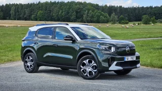 Francouzské SUV je levnější než Dacia Duster. Díky své velikosti zvládne roli rodinného auta