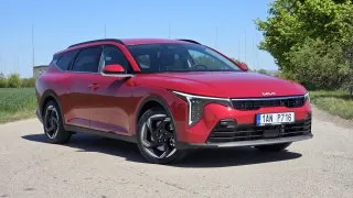 Kia K4 Sportswagon