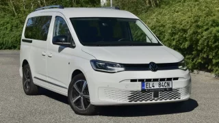 Prostorově zvládne Caddy Maxi všechno. S plug-inem je povedenou alternativou nafťáku