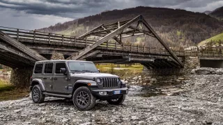 Jeep Wrangler Sahara 4xe