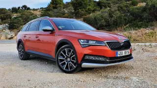 Škoda Superb Scout