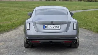 Rolls-Royce Spectre Black Badge