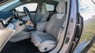 Volvo ES90