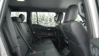 Prohlédněte si galerii Toyoty Land Cruiser 250