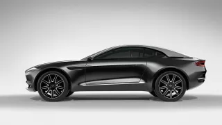 Aston Martin DBX 