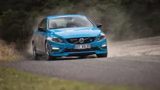 Švédský sporťák Volvo S60 Polestar 15