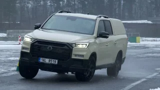 Recenze KGM Musso Grand 2,2 e-XDI 4WD AT Premium