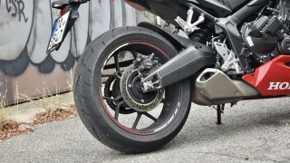 Honda CBR650R E-Clutch