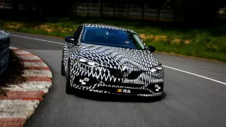 Renault Mégane R.S. odkrývá své tvary 2