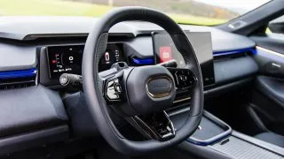 Lynk & Co 08