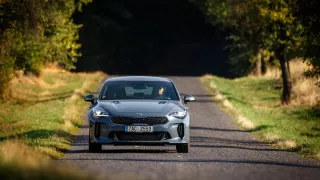 Kia Stinger jízdní 19