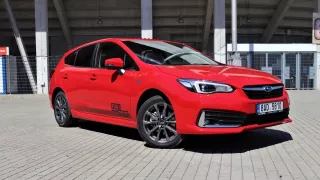 Test Subaru Impreza 2.0i e-Boxer pohledem ženy – ikona, co neztrácí svůj šmrnc a bezpečnost