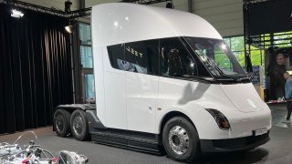 tesla semi a windrose