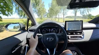 Toyota Corolla sedan 1.8 Hybrid GR Sport