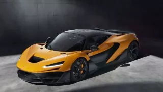 Nový McLaren W1 navazuje na legendární F1. Za 60 milionů se okamžitě vyprodal