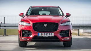 Testovali jsme luxusní Jaguar F-Pace 9