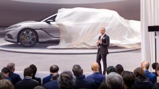 Jasně jsme si určili, že nesmíme nikdy nic kopírovat, říká šéfdesignér čínské automobilky BYD