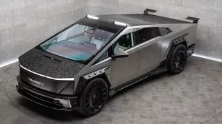 Splašená plechovka sardinek. Upravená Tesla Cybertruck je zhmotnění designérova zlého snu