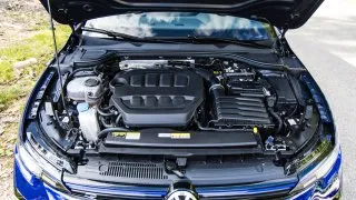 Volkswagen Golf Variant R