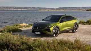 Peugeot 408