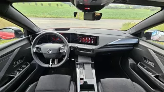 Opel Astra Sports Tourer Electric