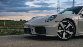 Porsche 911 Carrera Cabriolet