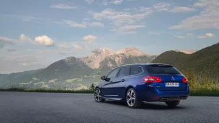 Vylepšený Peugeot 308 ve verzi kombi 4