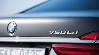 BMW 750Ld je limuzína za 4 miliony 11