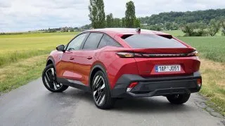 Peugeot 408 po faceliftu