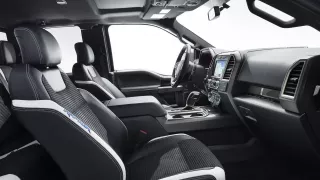 Ford F-150 Raptor - Obrázek 11