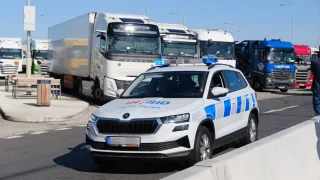 Stíhací vozy INSID raději respektujte: Za nezastavení inspekci hrozí pokuta až 200 tisíc korun