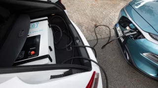 Hyundai IONIQ Mobile Charger 2