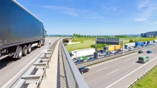 Neomezená rychlost na dálnici by nemusela platit jen v Německu. Uvažuje o ní další stát