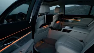 BMW 7 2015_2 - Obrázek 8