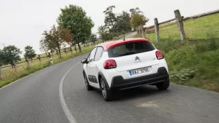 Citroën C3 1.2 PureTech jízda 13