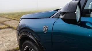 Peugeot E-5008 Dual Motor