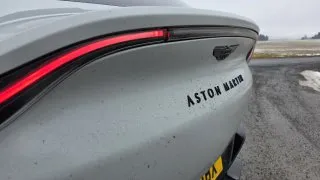 Aston Martin DBX S